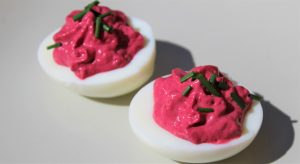 Délicimô ! - Recette Oeuf Mimosa à la Betterave - www.delicimo.fr