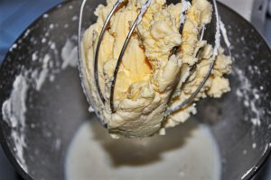 Le beurre est né ! - Recette Beurre Maison Pas à Pas - Délicimô www.delicimo.fr